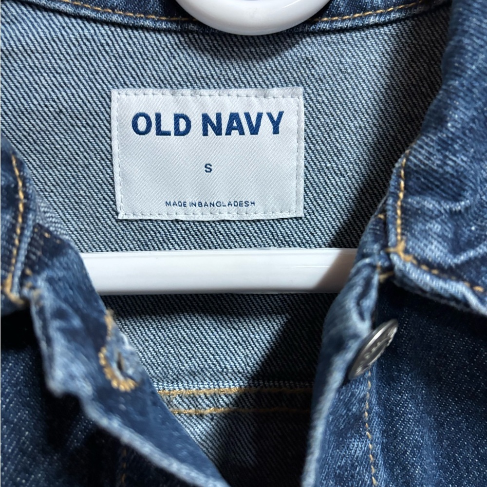 Old Navy Dark Blue Classic Trucker Style Jean Jacket - Picture 2 of 6